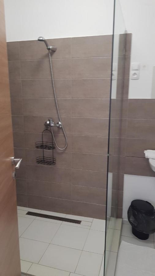 Vegvar Delux Apartman ギュラ エクステリア 写真